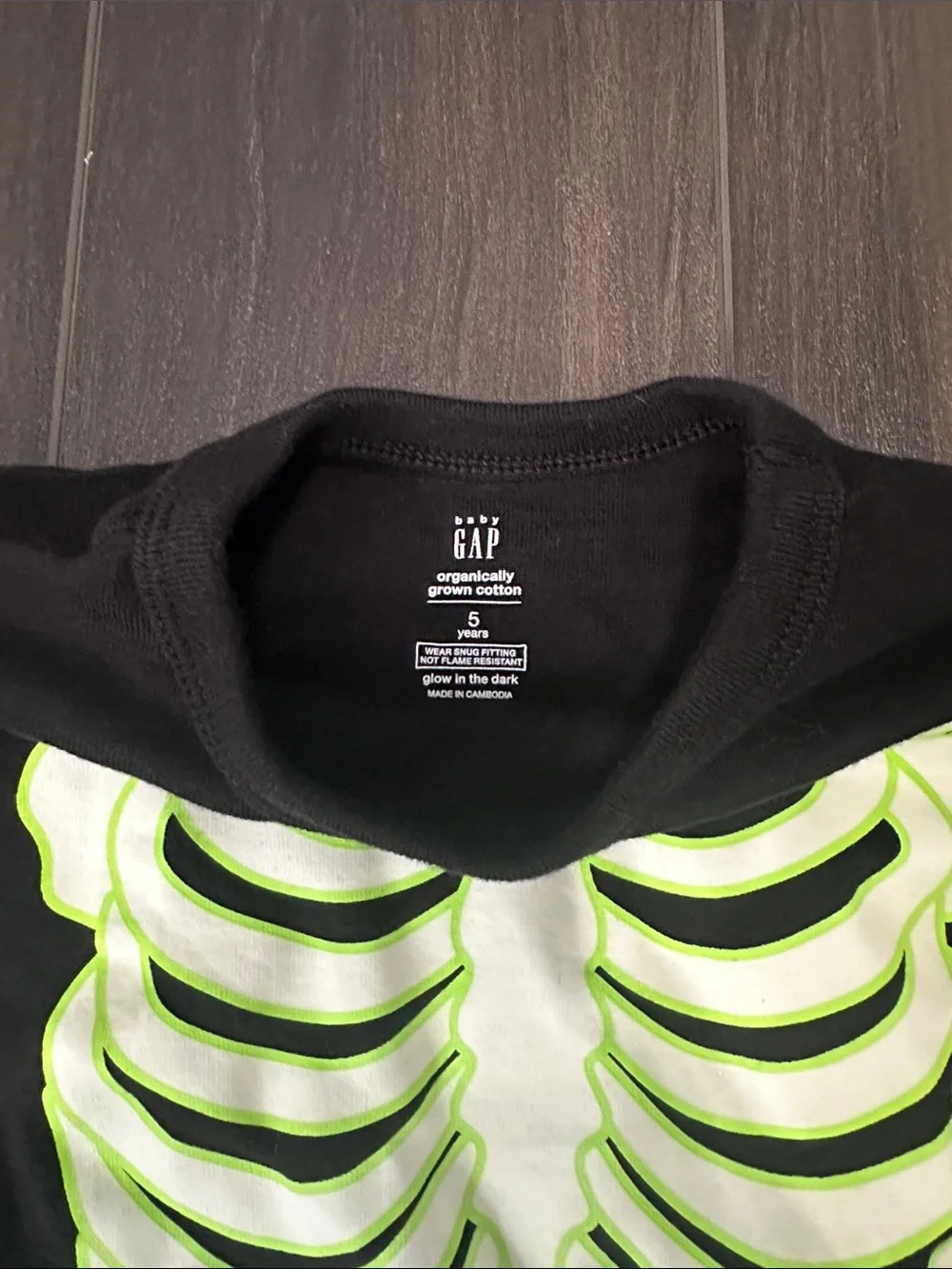Gap Glow-In-The-Dark Skeleton Pajama Set size 5